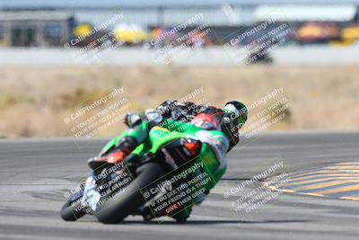 media/Oct-19-2024-CVMA (Sat) [[7df39c5a0d]]/Race 4-Formula Middleweight/